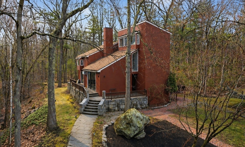 400 Rutland Street Carlisle, MA 01741 - Photo 1 of 42 Gallery Image 1