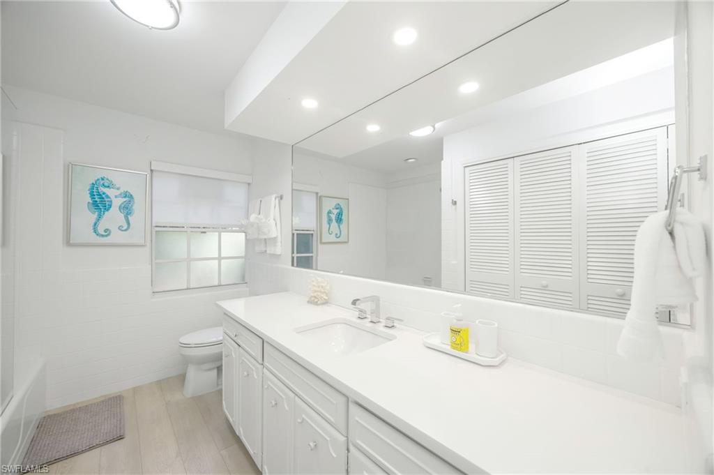2728 Crayton Road Naples, FL 34103 - Photo 19 of 35 Gallery Image 19