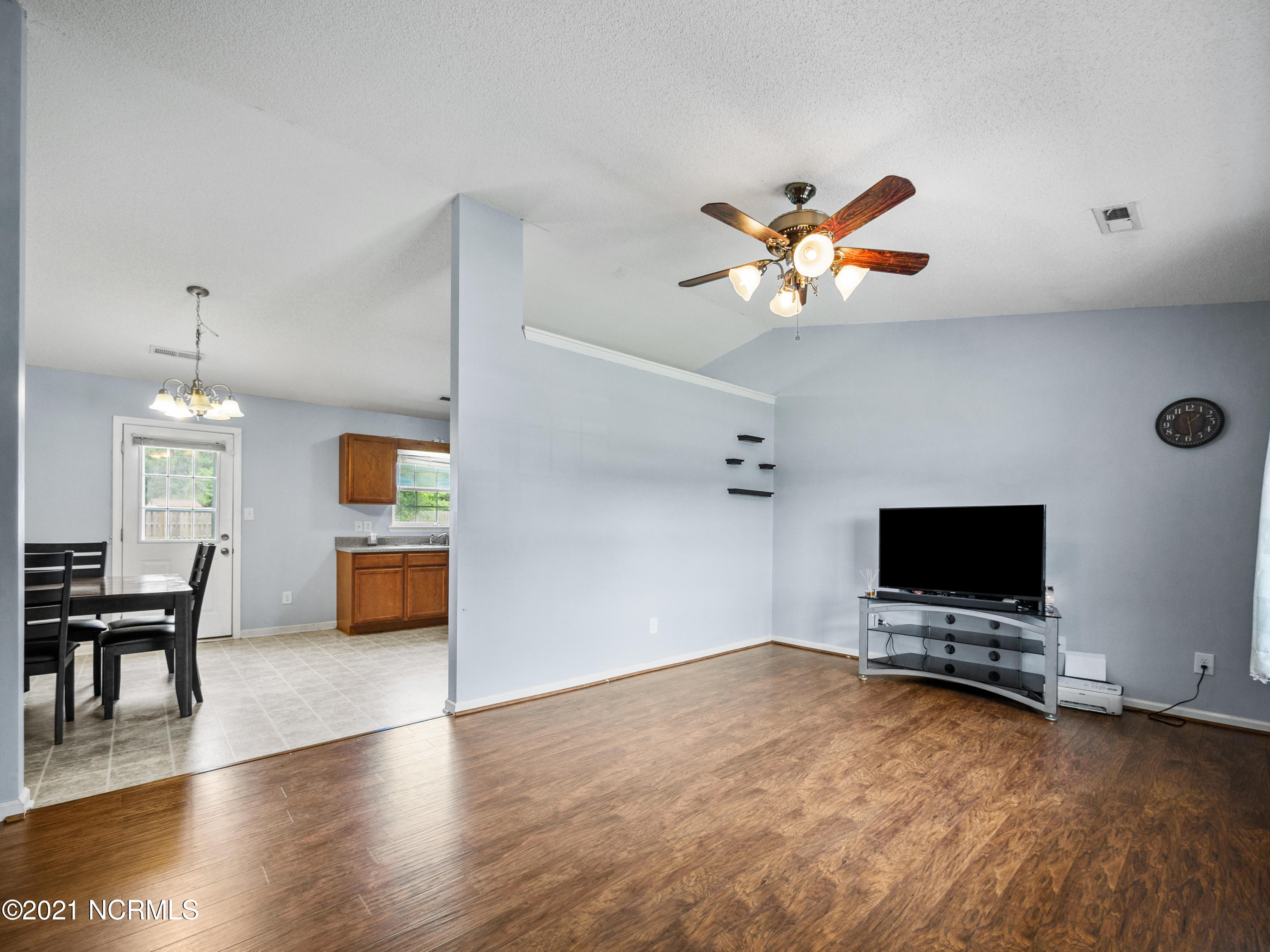 206 Hackney Ridge Lane Jacksonville, NC 28540 - Photo 15 of 39 206 Hackney Ridge Ln-21