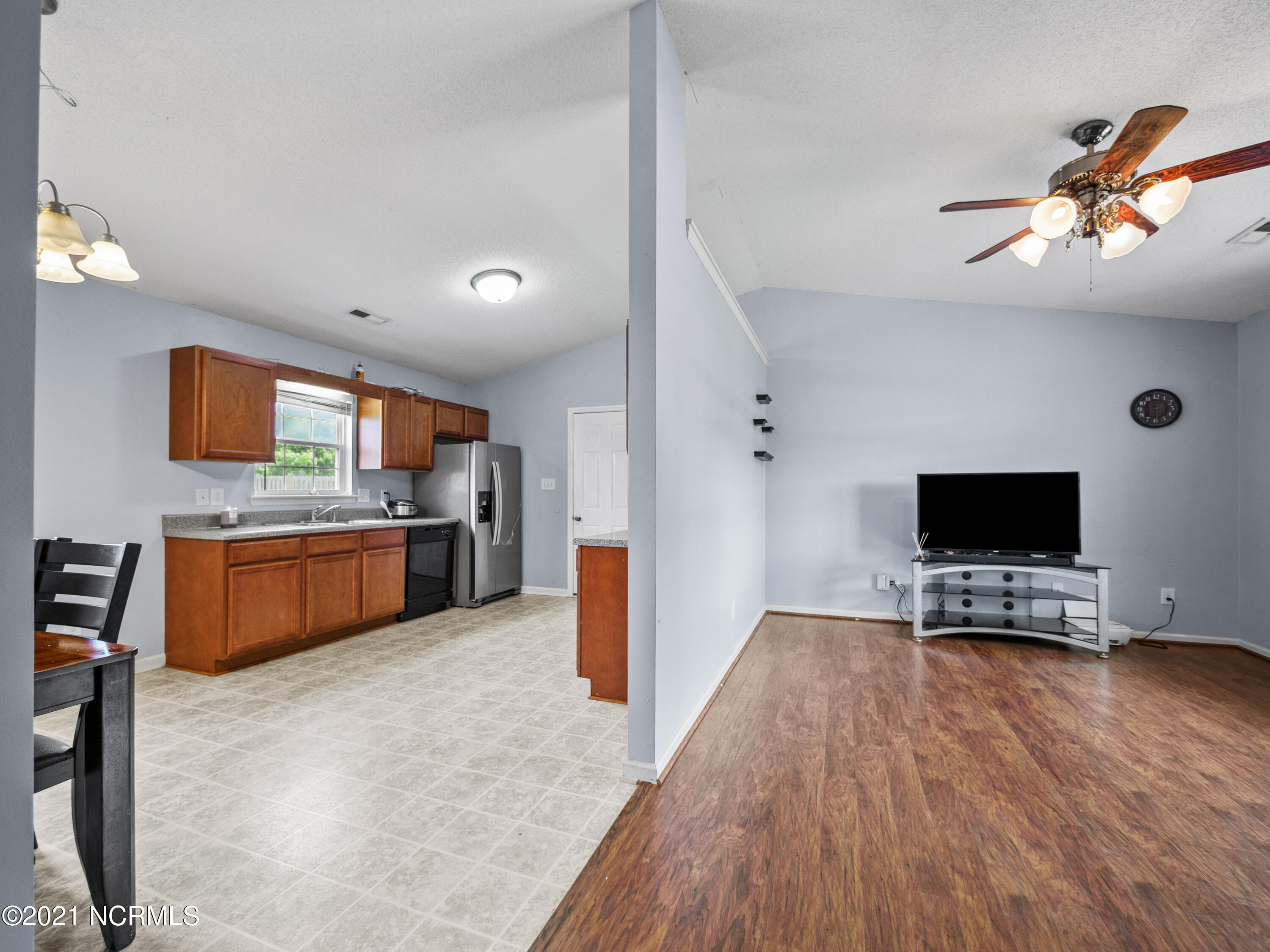 206 Hackney Ridge Lane Jacksonville, NC 28540 - Photo 19 of 39 206 Hackney Ridge Ln-25