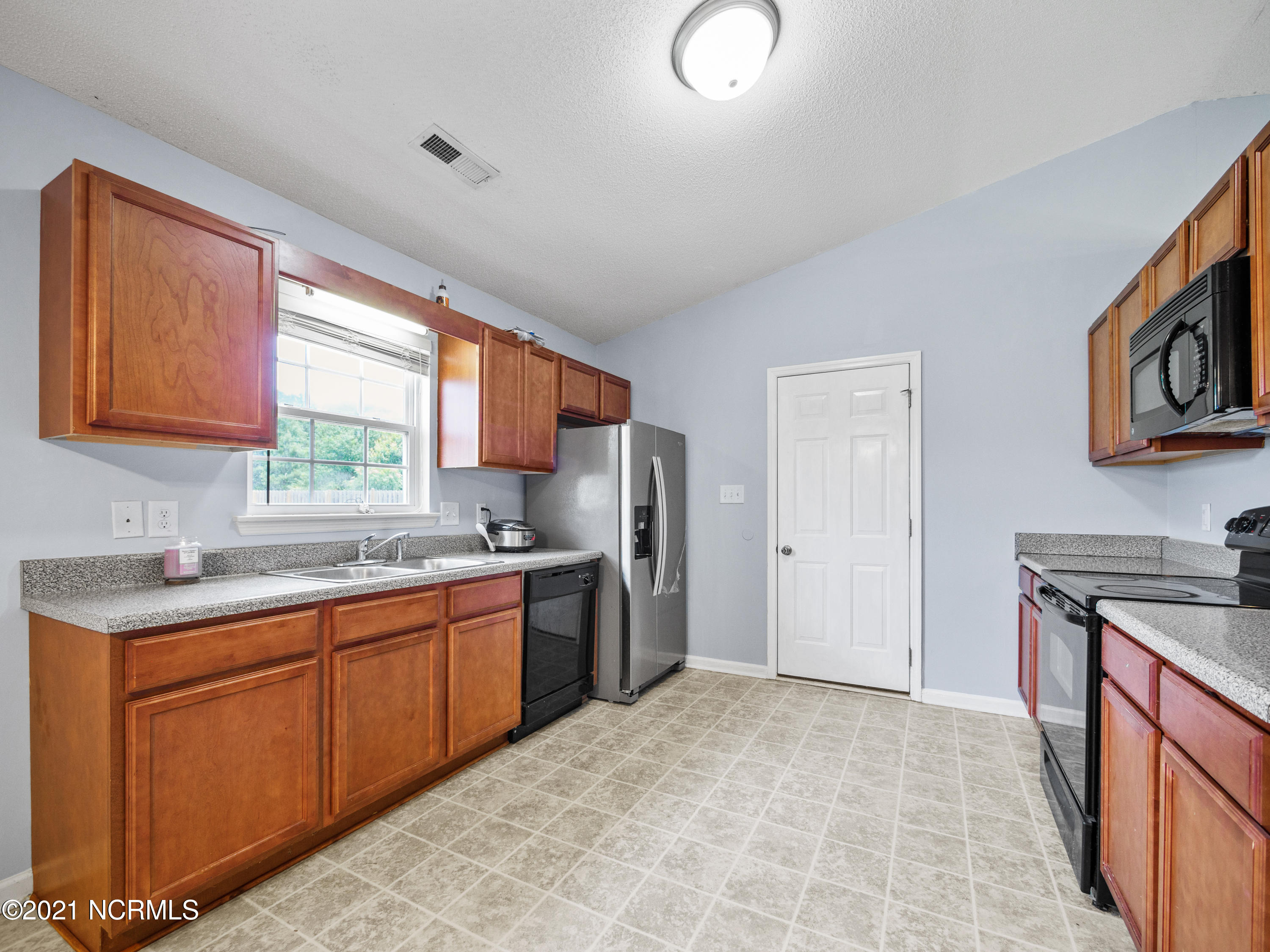 206 Hackney Ridge Lane Jacksonville, NC 28540 - Photo 22 of 39 206 Hackney Ridge Ln-28