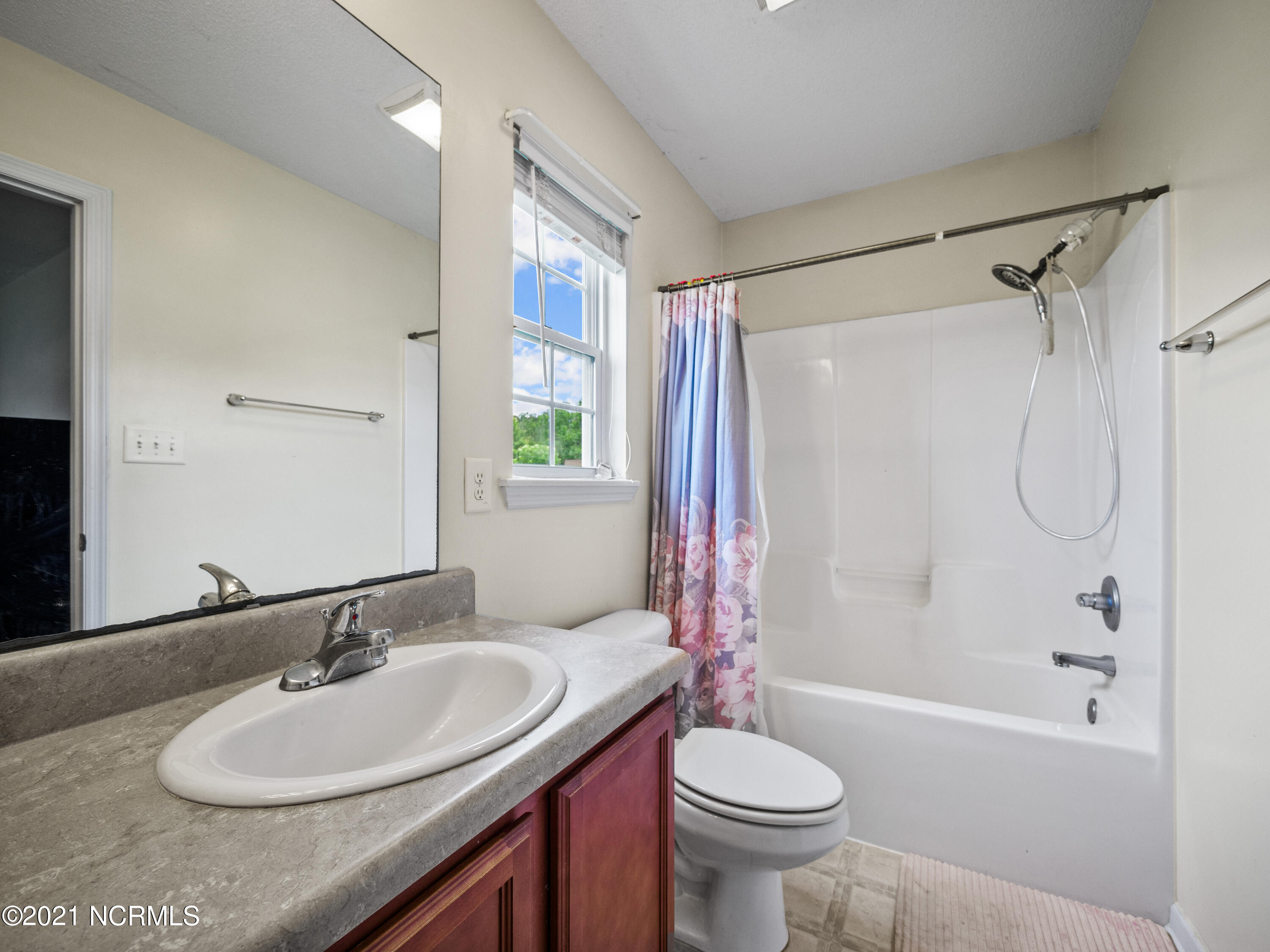 206 Hackney Ridge Lane Jacksonville, NC 28540 - Photo 32 of 39 206 Hackney Ridge Ln-38