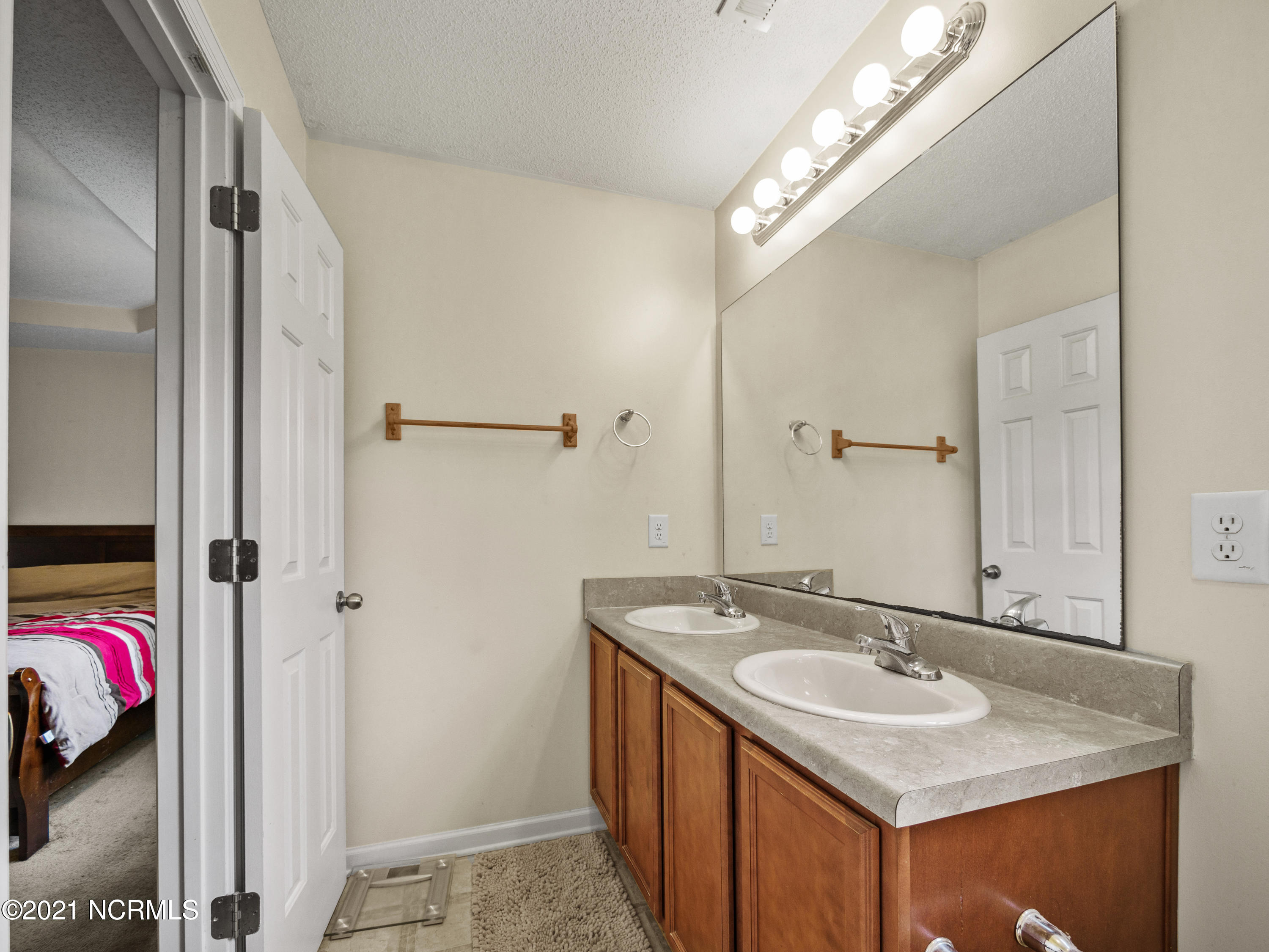 206 Hackney Ridge Lane Jacksonville, NC 28540 - Photo 33 of 39 206 Hackney Ridge Ln-39