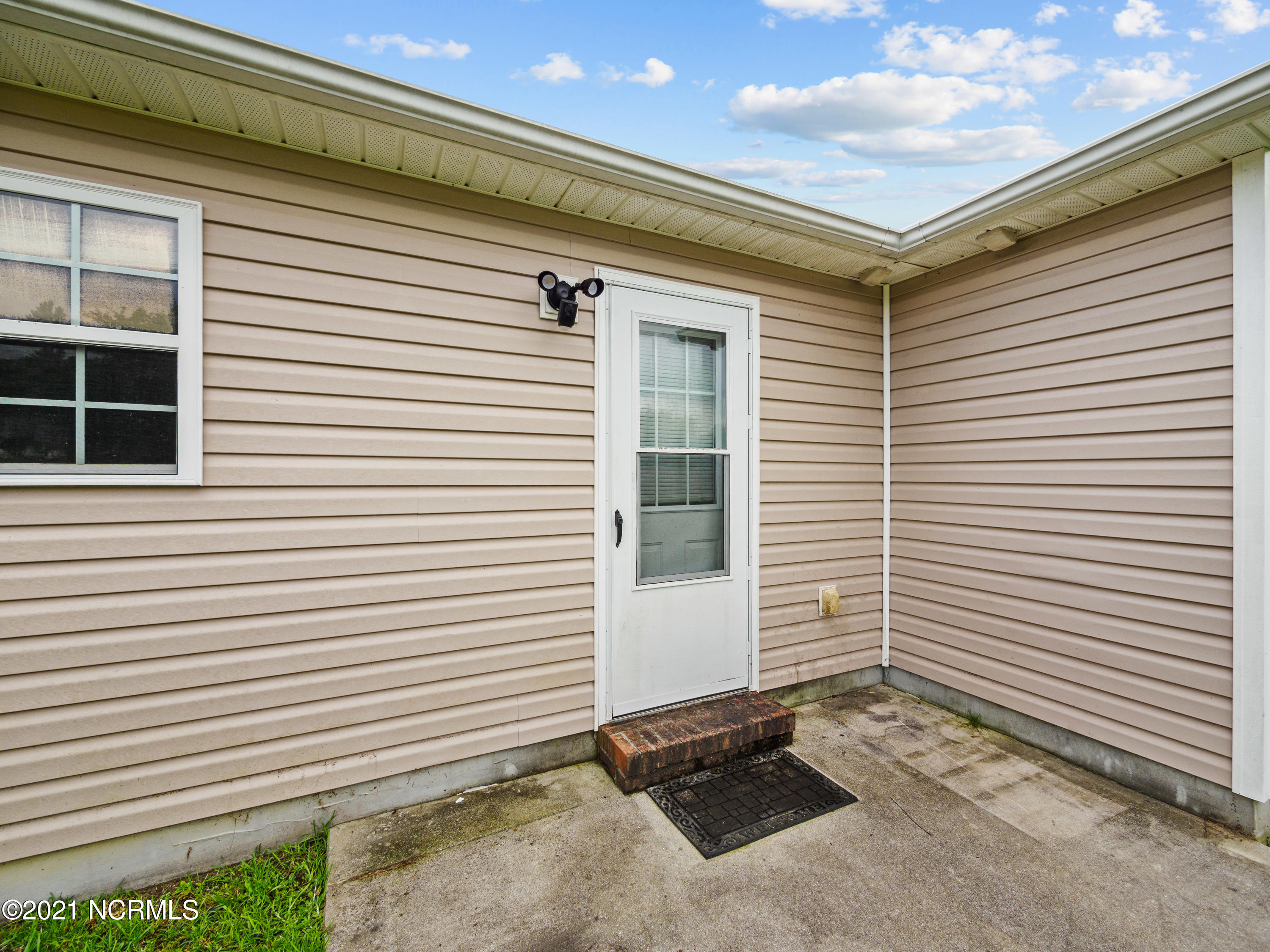206 Hackney Ridge Lane Jacksonville, NC 28540 - Photo 8 of 39 206 Hackney Ridge Ln-8