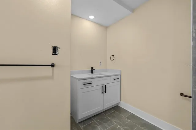 $2,750 | 10707 North Rome Avenue, Tampa, FL 33612