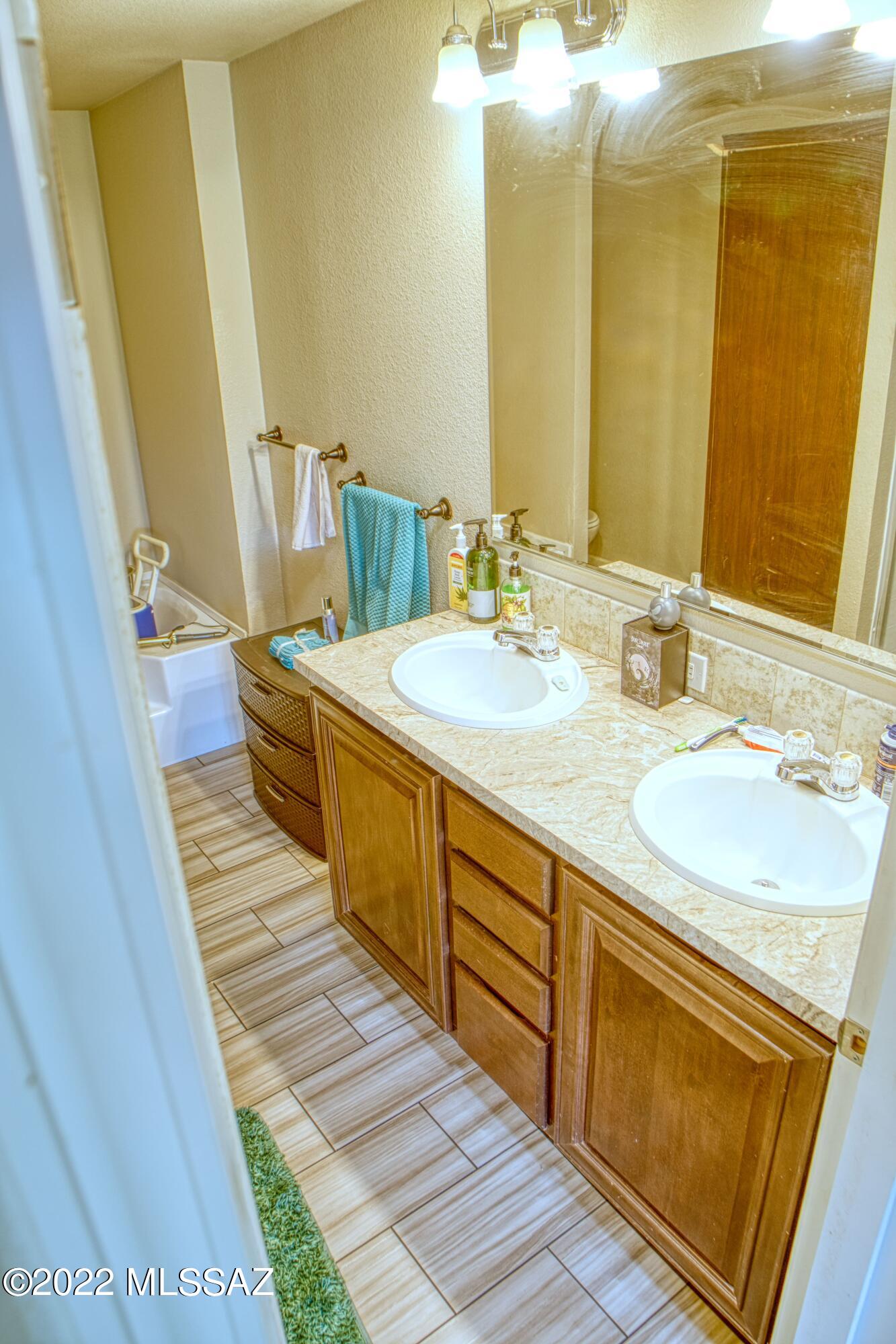 13205 South Hunting Dog Road Vail, AZ 85641 - Photo 12 of 38 Gallery Image 12