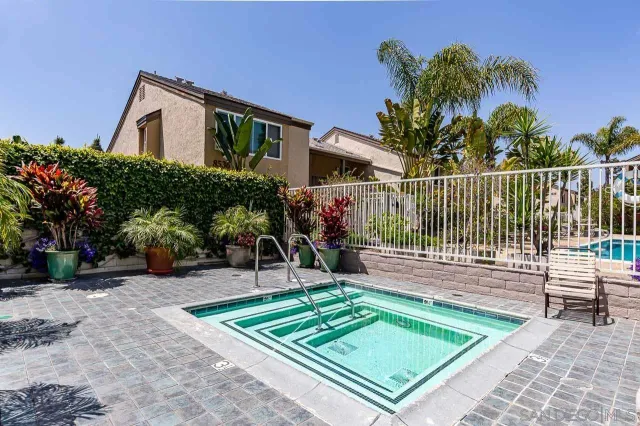 $2,200 | 8628 Via Mallorca, Unit A, La Jolla, CA 92037