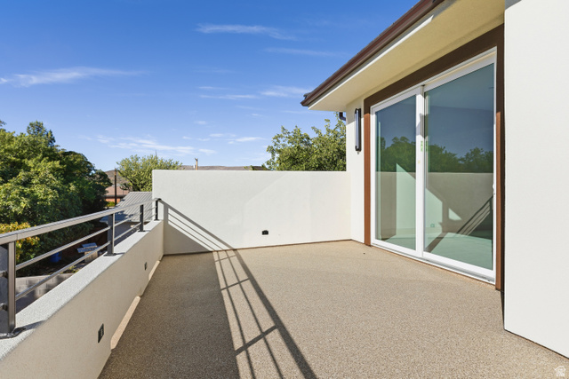 226 East 1100 North Hurricane, UT 84737 - Photo 47 of 49 View of balcony