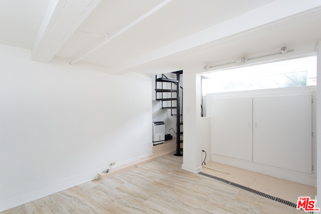 320 4th Avenue, Unit 1 Venice, CA 90291 - Photo 17 of 20