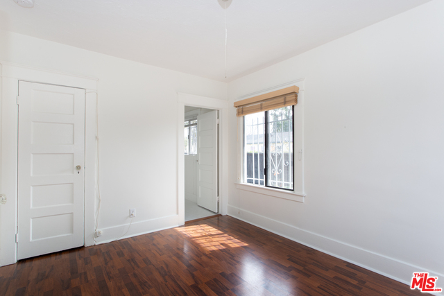 320 4th Avenue, Unit 1 Venice, CA 90291 - Photo 9 of 20