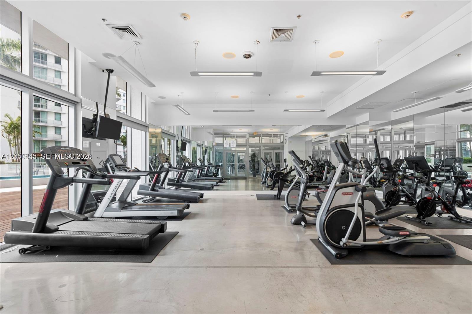 90 Southwest 3rd Street, Unit 3703 Miami, FL 33130 - Photo 31 of 34 Gallery Image 31