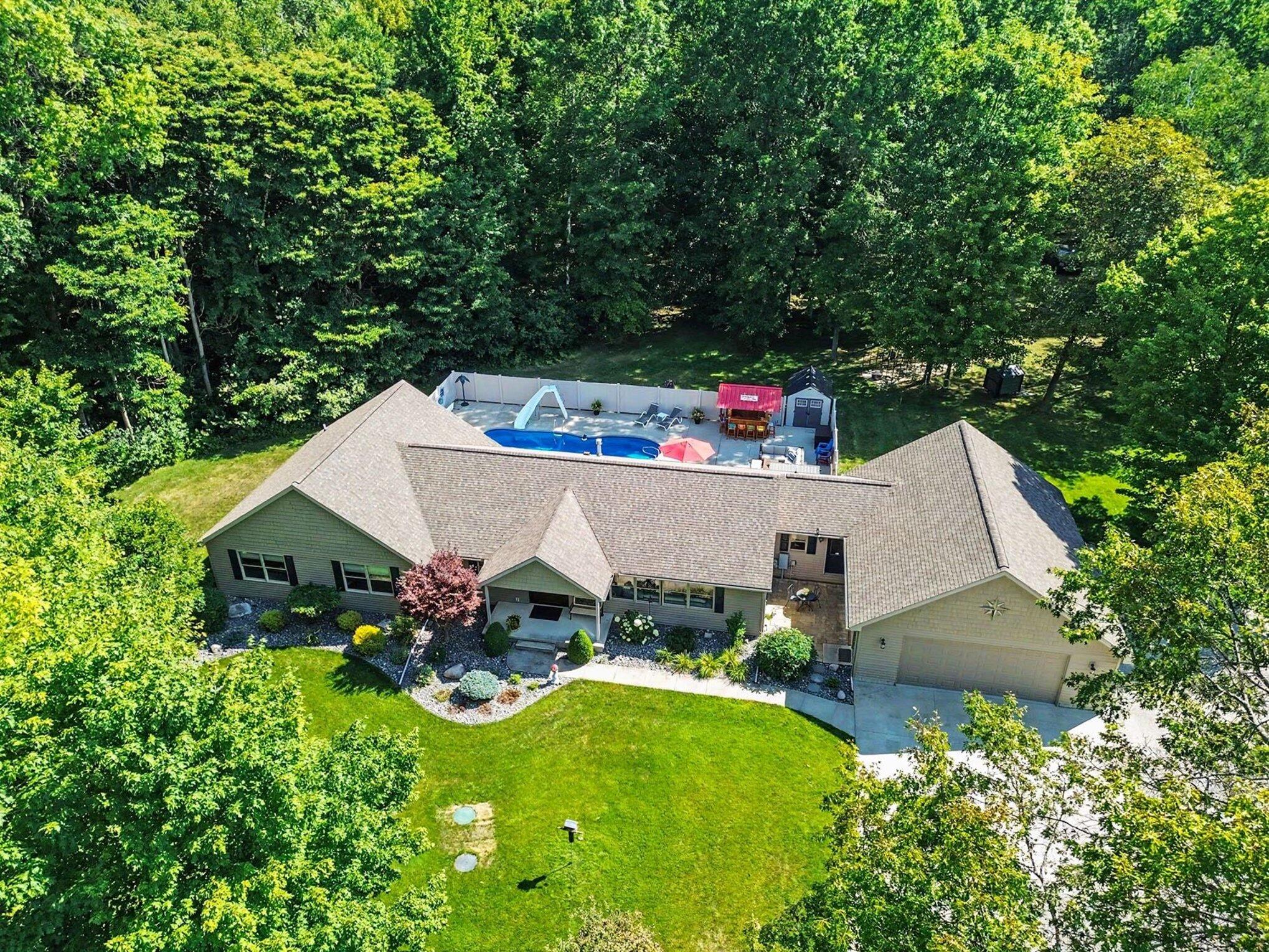 6333 Blackmar Road Bridgeport, MI 48722 - Photo 2 of 32 Aerial View