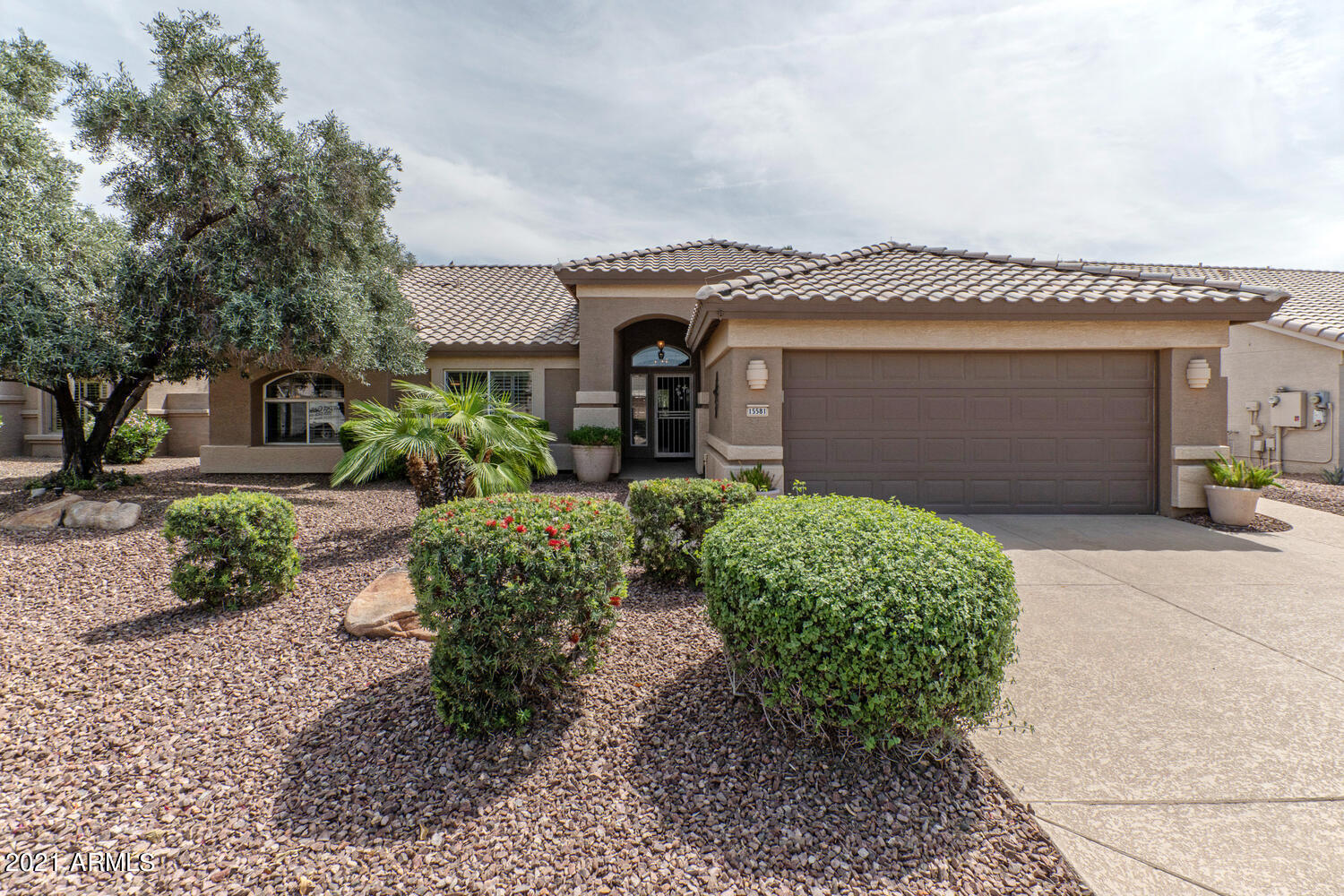 15581 Piccadilly Road Goodyear, AZ 85395 - Photo 1 of 26 Main Exterior