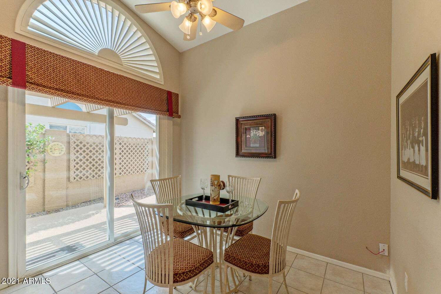 15581 Piccadilly Road Goodyear, AZ 85395 - Photo 11 of 26 Eat In Kitchen