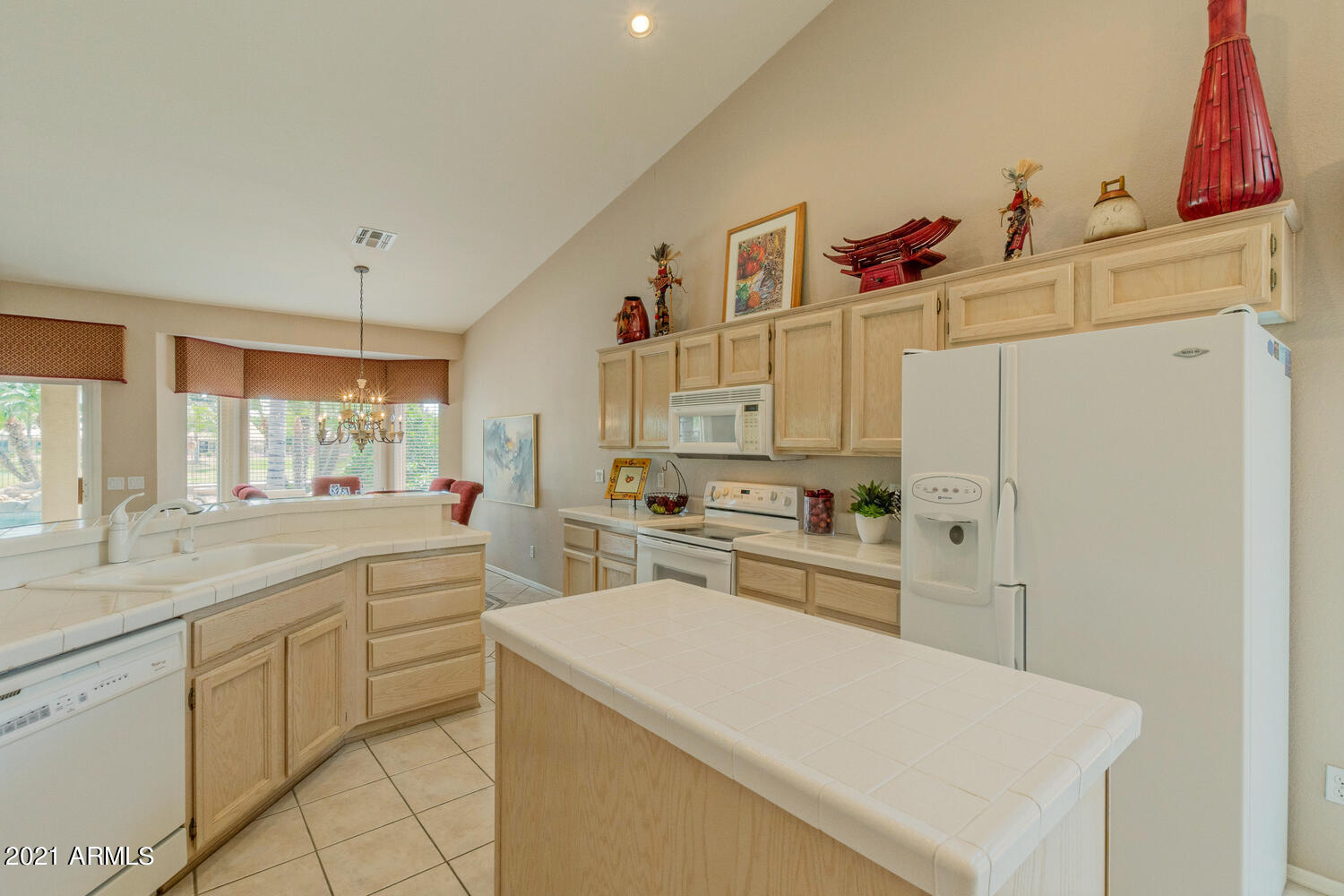 15581 Piccadilly Road Goodyear, AZ 85395 - Photo 9 of 26 Kitchen