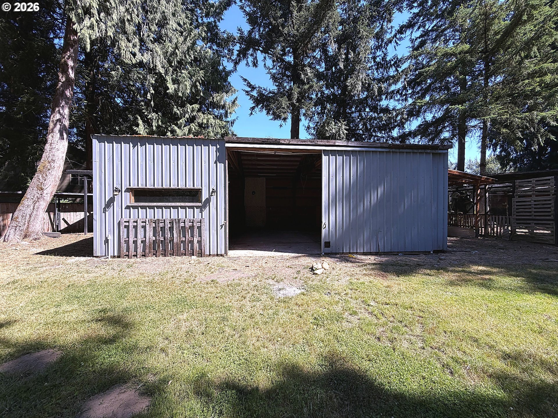 23529 Trillium Hollow Road Oregon City, OR 97045 - Photo 35 of 44