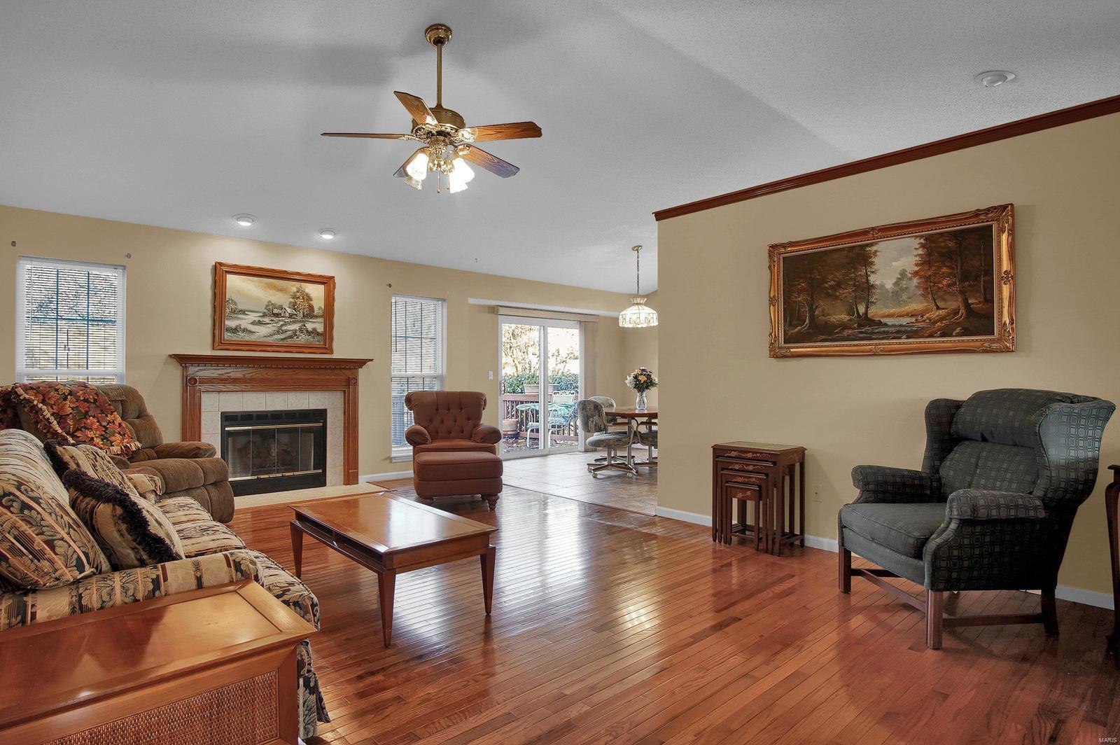 37 Chelsea Road Collinsville, IL 62234 - Photo 3 of 17 Gallery Image 3