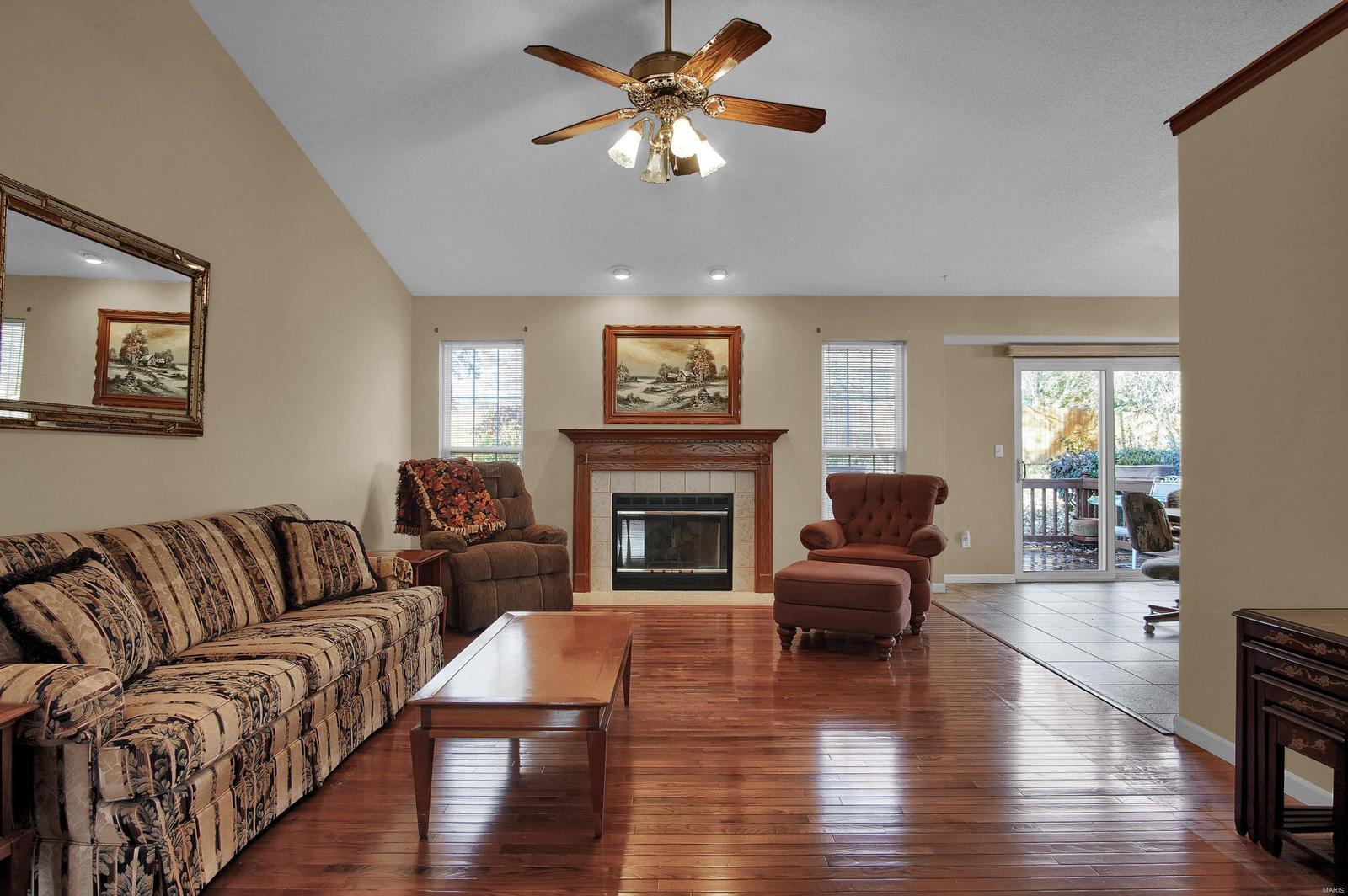 37 Chelsea Road Collinsville, IL 62234 - Photo 4 of 17 Gallery Image 4