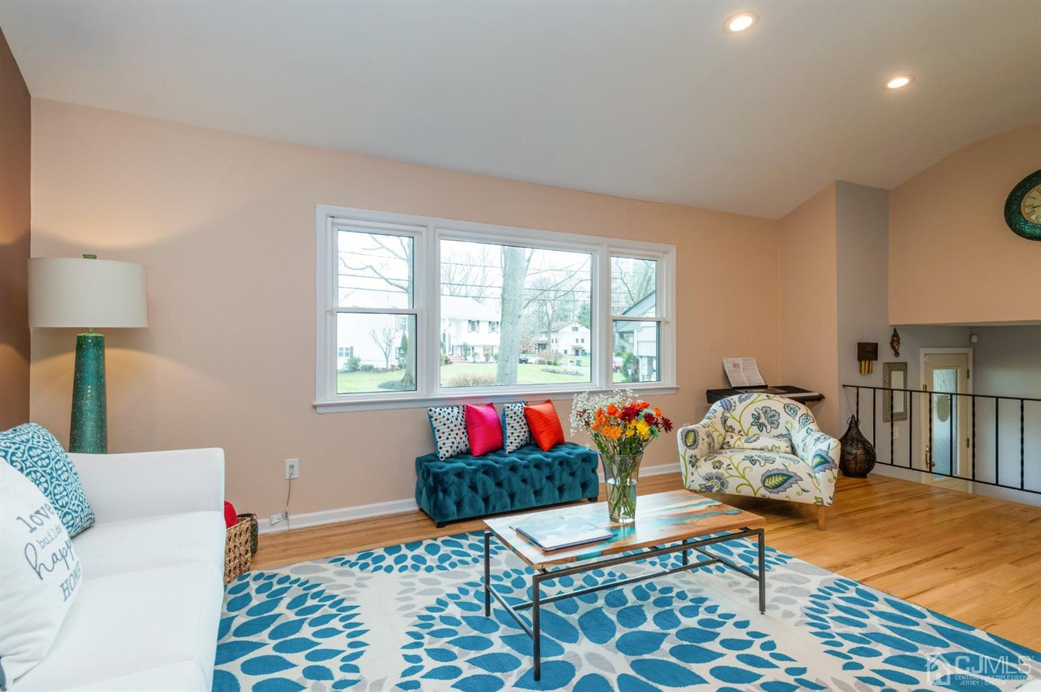 13 Peru Street Edison, NJ 08820 - Photo 3 of 24 Gallery Image 3