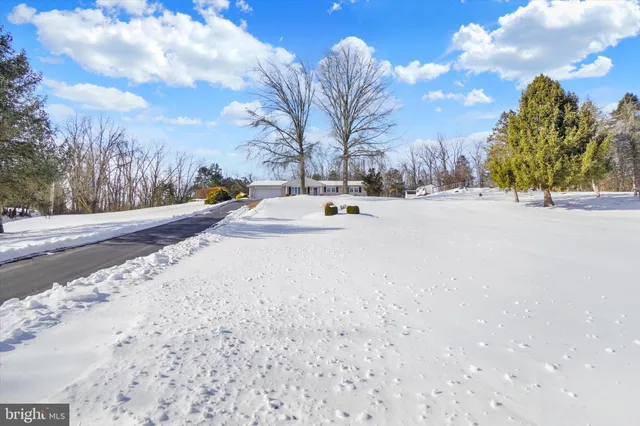 $424,900 | 4490 Conewago Road, Dover, PA 17315