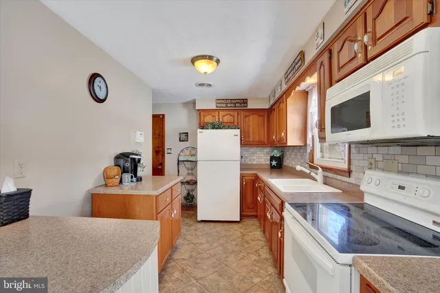 $424,900 | 4490 Conewago Road, Dover, PA 17315