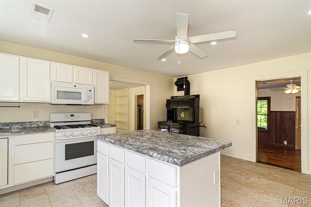 68 Dillard Mill Road Davisville, MO 65456 - Photo 23 of 64