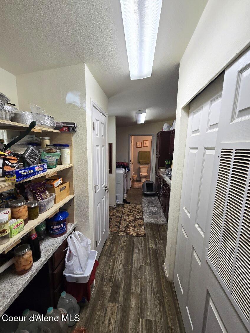 871 Foothill Drive Athol, ID 83801 - Photo 16 of 46 Utility pantry room