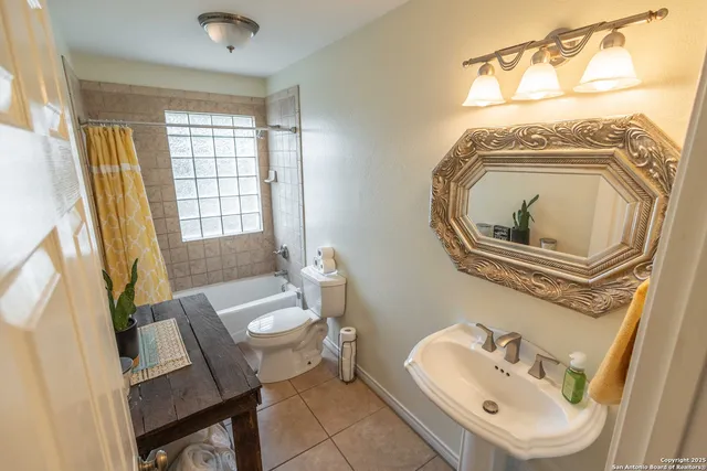 $415,000 | 633 Sunrise Avenue, Uvalde, TX 78801