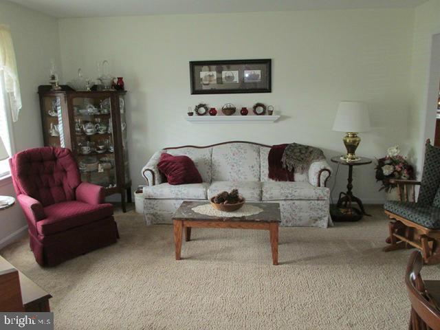 805 West Ridge Road Elizabethtown, PA 17022 - Photo 2 of 34