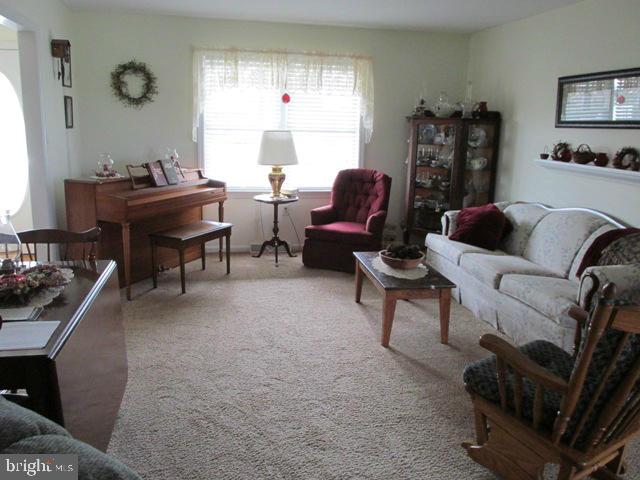 805 West Ridge Road Elizabethtown, PA 17022 - Photo 3 of 34