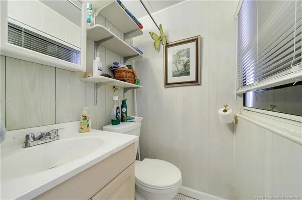 $249,000 | 10701 South Ocean Drive, Unit 611, Jensen Beach, FL 34957