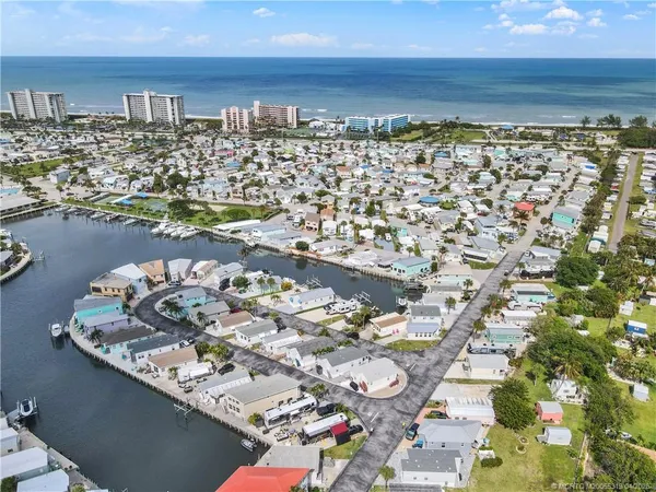 $249,000 | 10701 South Ocean Drive, Unit 611, Jensen Beach, FL 34957