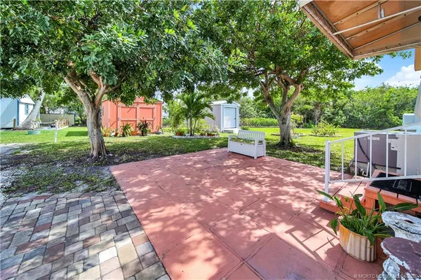 $249,000 | 10701 South Ocean Drive, Unit 611, Jensen Beach, FL 34957