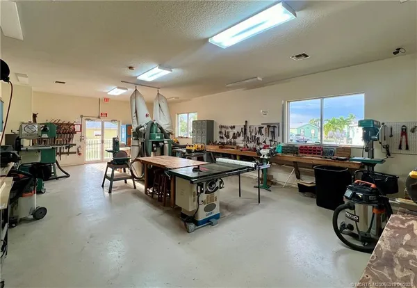 $249,000 | 10701 South Ocean Drive, Unit 611, Jensen Beach, FL 34957