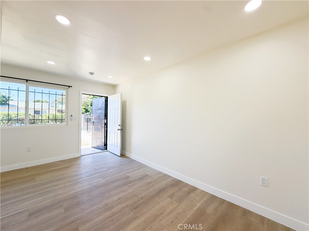 320 East Marshall Street, Unit B San Gabriel, CA 91776 - Photo 11 of 27