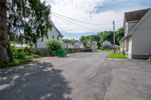 $299,900 | 297-301 East North Street, Geneva City, NY 14456