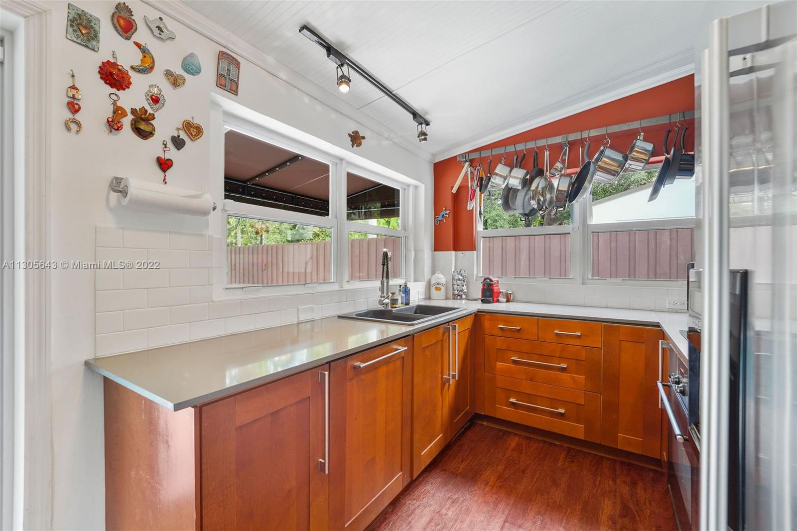 2441 Swanson Avenue Miami, FL 33133 - Photo 13 of 27