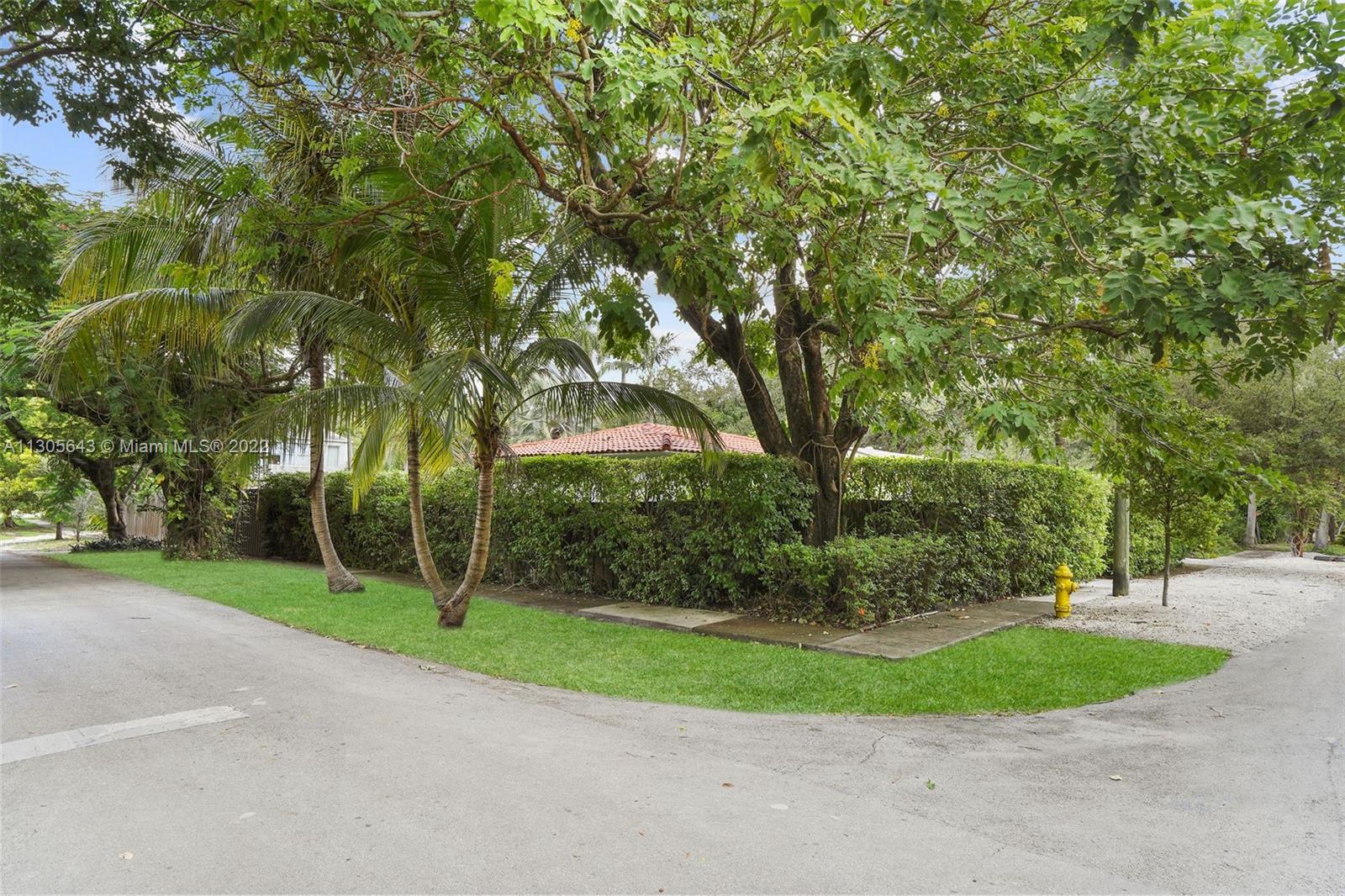 2441 Swanson Avenue Miami, FL 33133 - Photo 26 of 27
