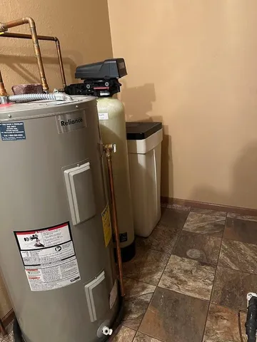 $245,900 | 413 River Bluff Drive, Windom, MN 56101