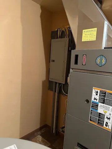 $245,900 | 413 River Bluff Drive, Windom, MN 56101