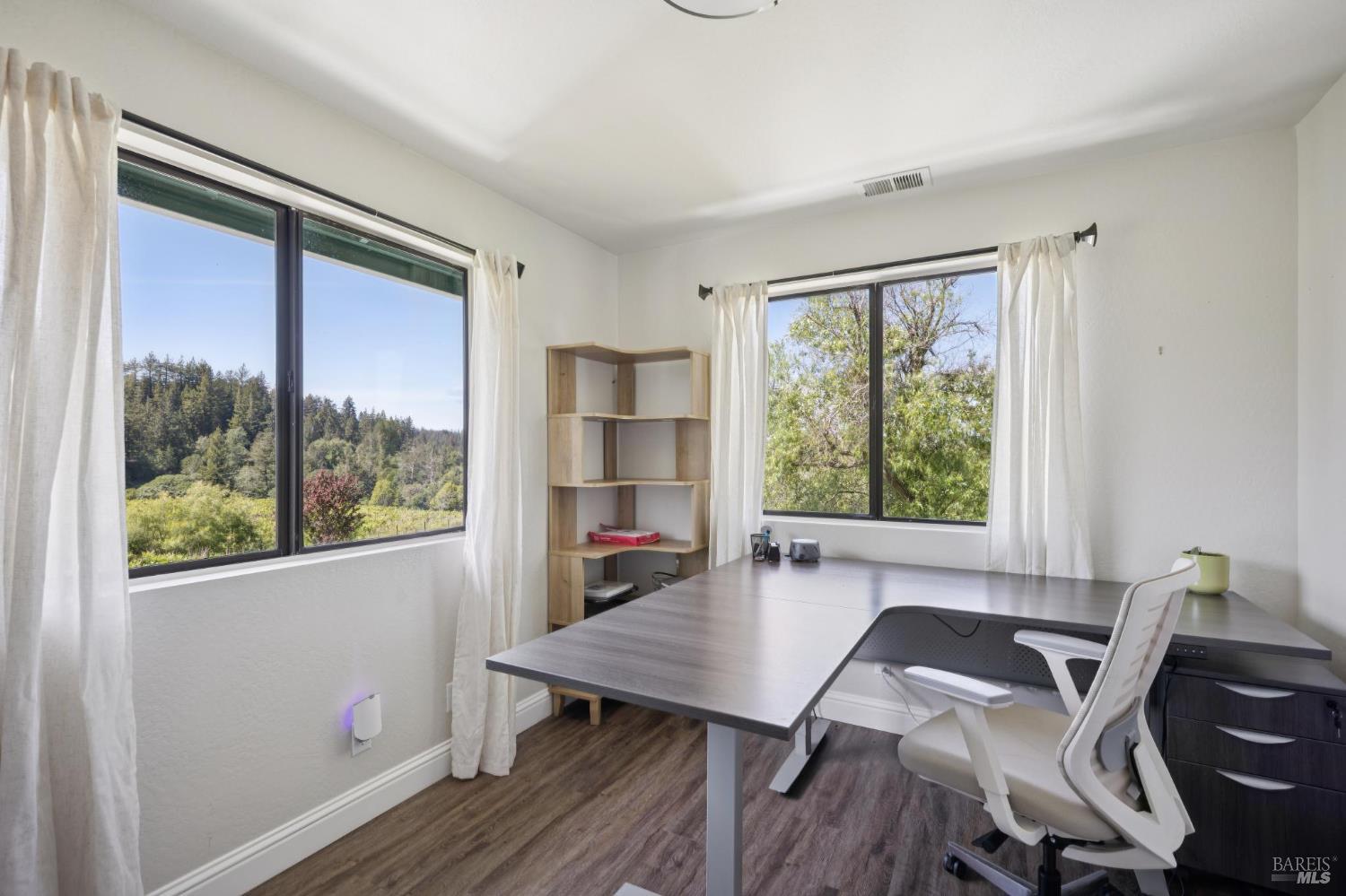 11740 Occidental Road Sebastopol, CA 95472 - Photo 34 of 35 Gallery Image 34
