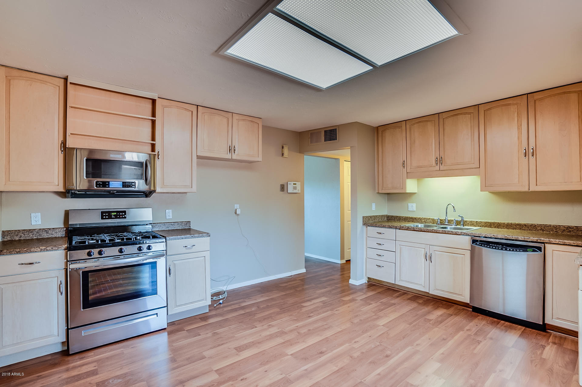 3419 West Bloomfield Road Phoenix, AZ 85029 - Photo 3 of 14 Bloomfield-5