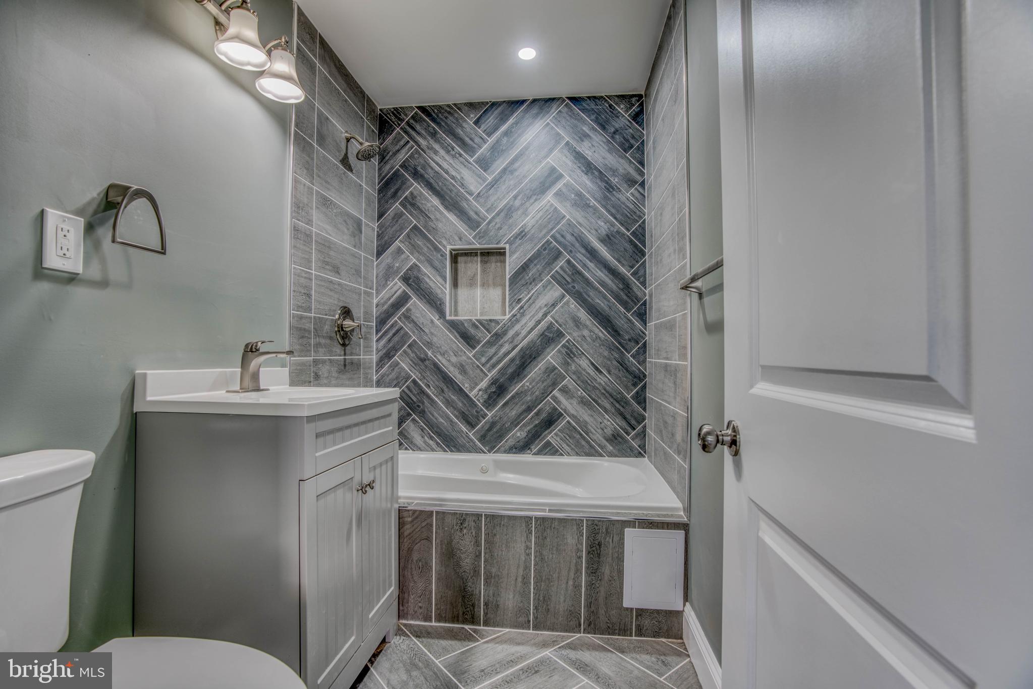 822 Martin Road Baltimore, MD 21221 - Photo 34 of 49 Gallery Image 34