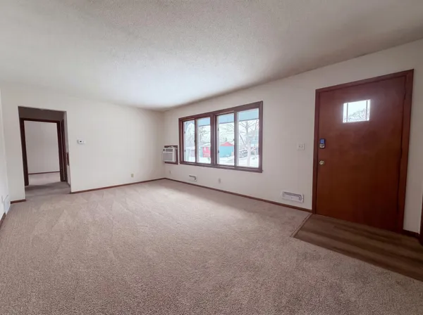 $330,000 | 8183 Henslowe Avenue South, Cottage Grove, MN 55016