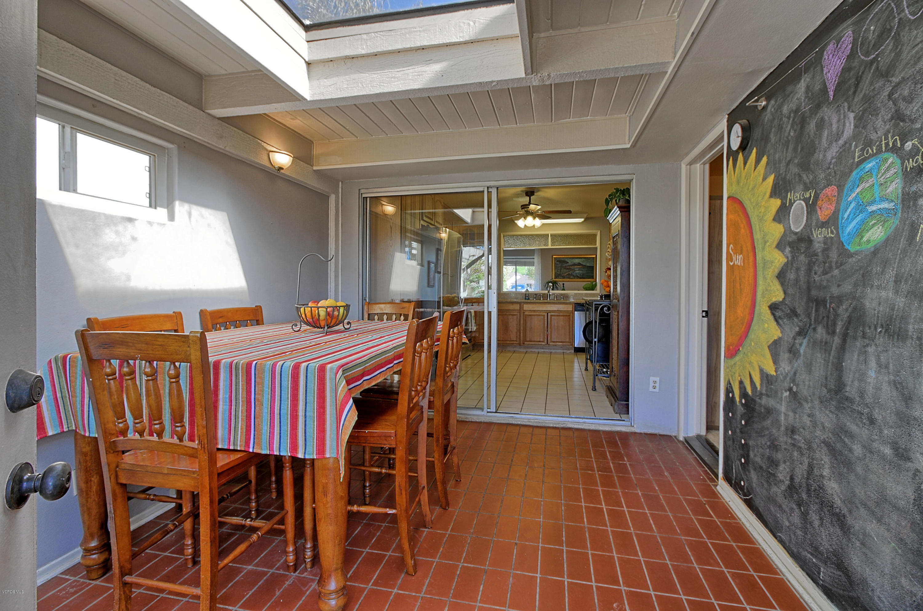 637 Fernglen Circle Fillmore, CA 93015 - Photo 11 of 28 0023_IMG_0070_1_2