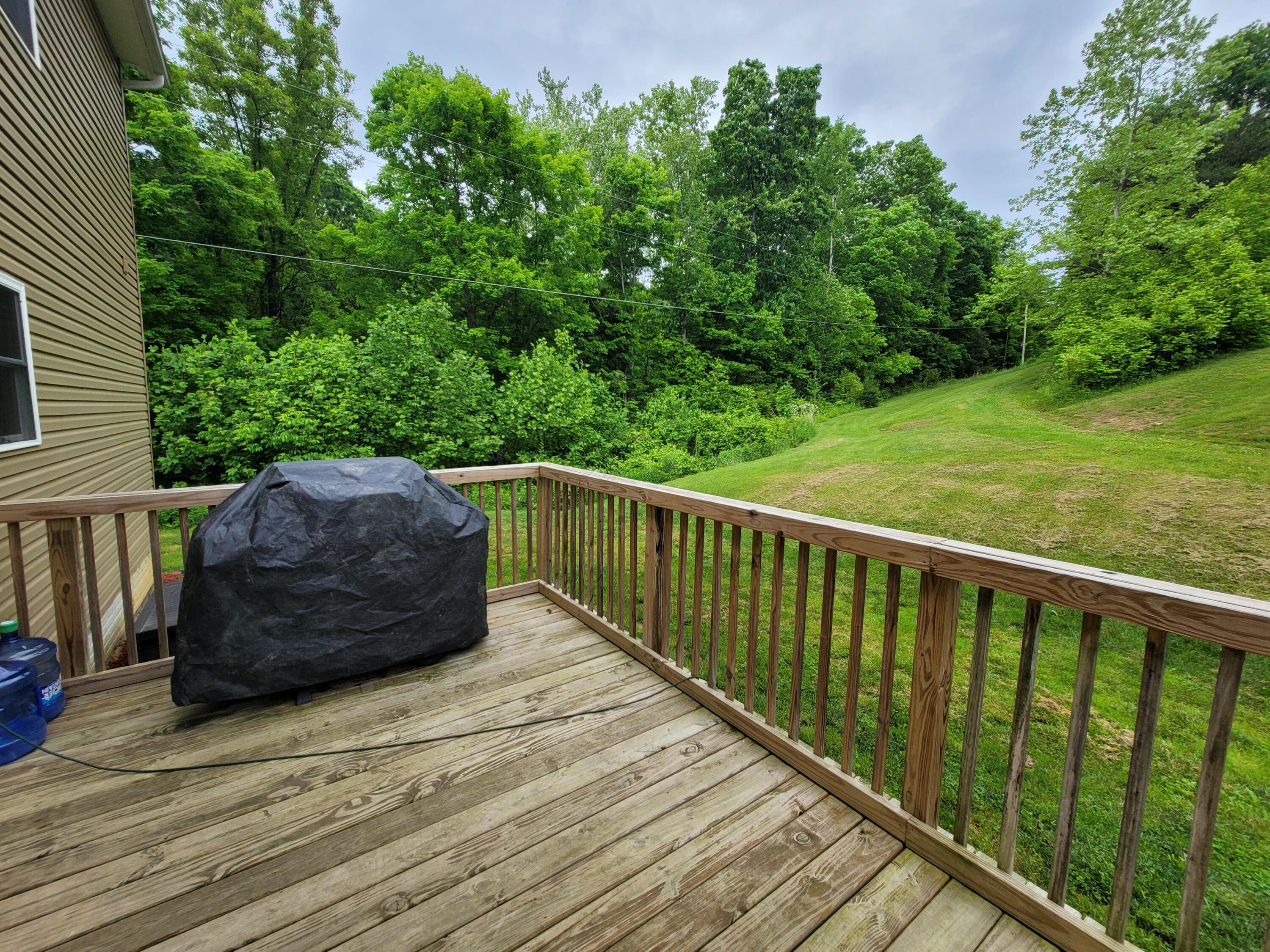 16717 Thompson Ridge Road Laurelville, OH 43135 - Photo 5 of 38 20220526_151145