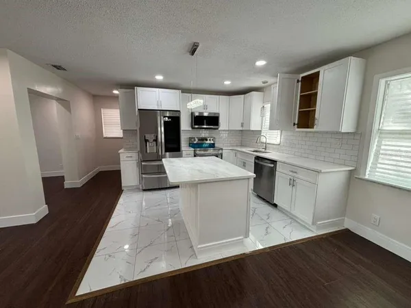 $364,500 | 1070 North Libby Court, Daytona Beach, FL 32117