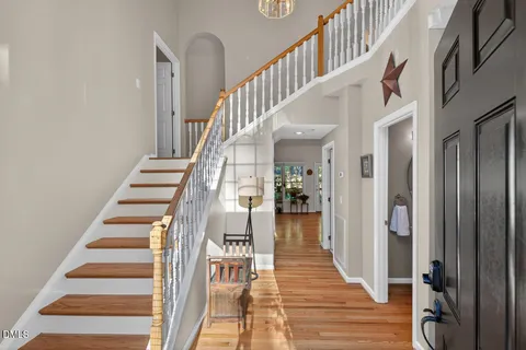 $689,000 | 115 Lonebrook Drive, Chapel Hill, NC 27516