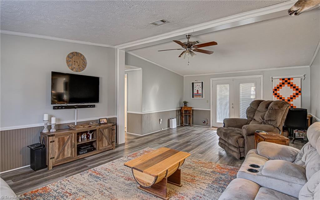 3419 Transou Road Pfafftown, NC 27040 - Photo 3 of 33 Gallery Image 3