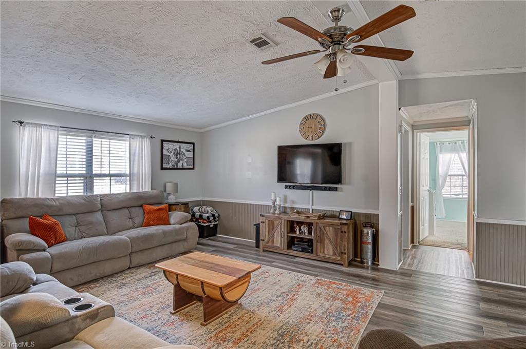 3419 Transou Road Pfafftown, NC 27040 - Photo 8 of 33 Gallery Image 8